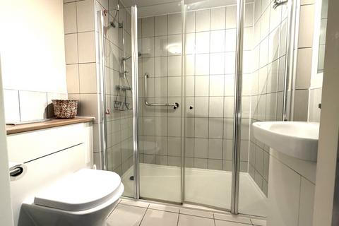 1 bedroom flat for sale, Woodgrove Court, Hazel Grove, SK7