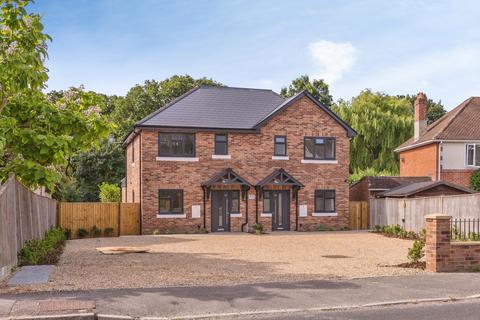 undefined, Padnell Road, Waterlooville, Hampshire, PO8
