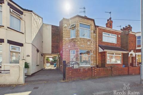 2 bedroom semi-detached house for sale, Aberdeen Street, East Riding of Yorkshire HU9