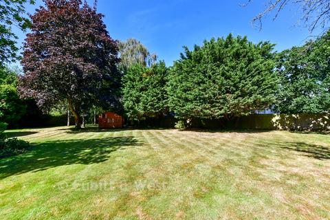 3 bedroom detached bungalow for sale, Duffield Lane, Woodmancote, Hampshire