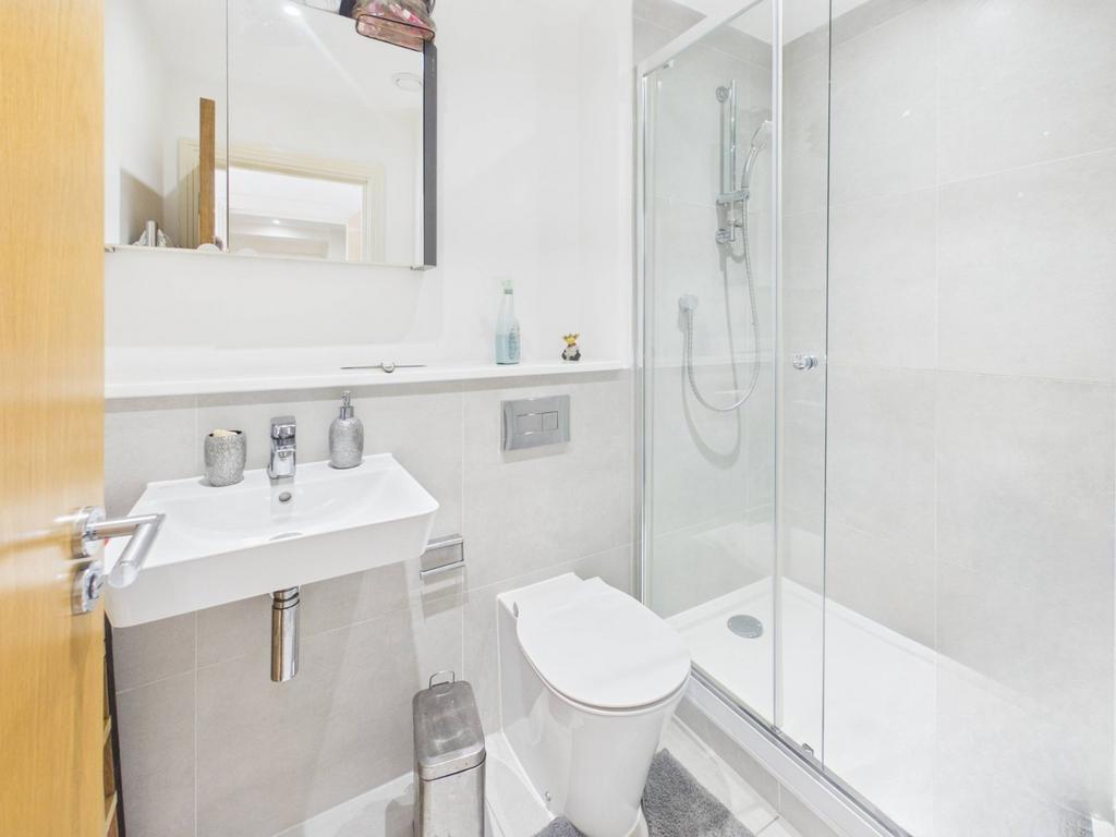 Ensuite