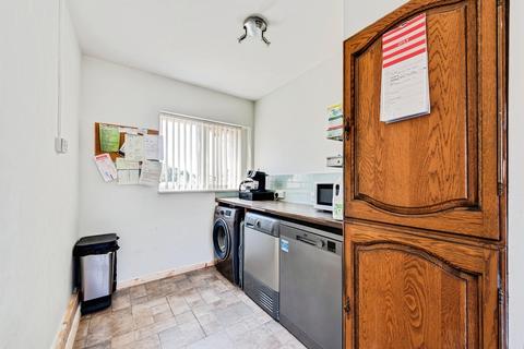3 bedroom semi-detached house for sale, Abbey View Road, Swindon