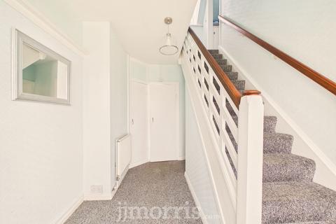 3 bedroom detached bungalow for sale, Verona, 14 Plas-y-Fron, Fishguard, SA65 9LP
