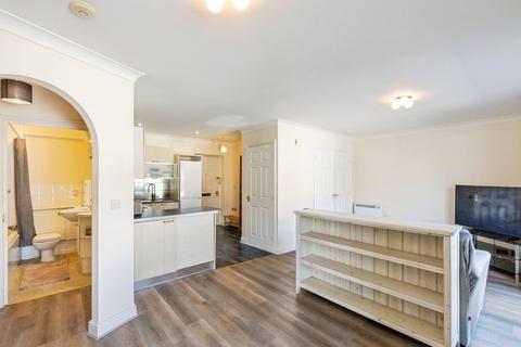 1 bedroom flat for sale, Knightsbridge Court, Palmyra Square North, Warrington, Cheshire, WA1