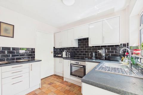 2 bedroom detached bungalow for sale, Long Lane, Upton, CH2