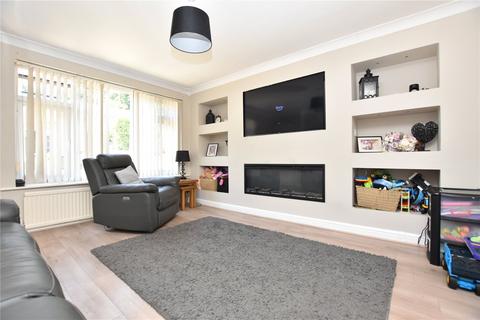 3 bedroom townhouse for sale, Moorfield, Gildersome, Morley, Leeds