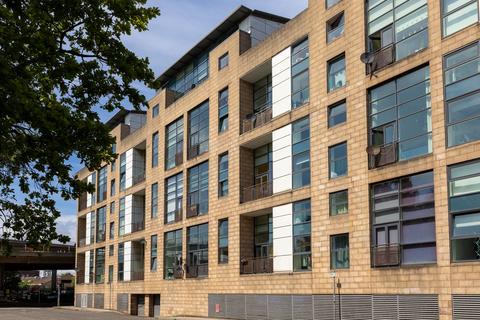 3 bedroom flat for sale, Carnoustie Street, Glasgow, G5