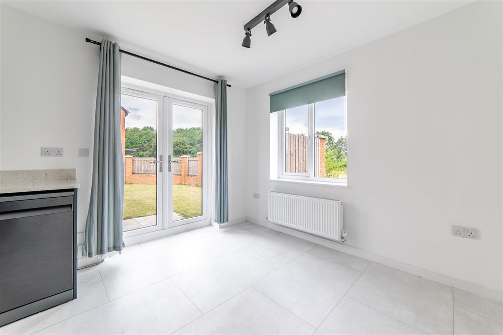 House in Newcastle upon Tyne, Woolsington - View 2