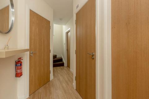 4 bedroom townhouse to rent, (158) Slateford Road, Edinburgh,