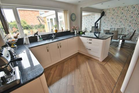 4 bedroom detached house for sale, Wollaton Road, Ferndown, BH22