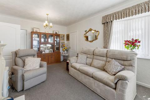 2 bedroom detached bungalow for sale, Shireoaks Common, Shireoaks, S81