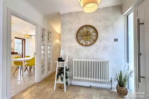 2 bedroom bungalow for sale, Broadway, Chadderton