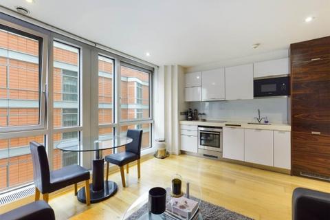 Studio for sale, Fairmont Avenue, Ontario Tower, E14