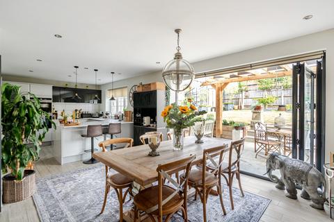 4 bedroom detached house for sale, Smith Grove, Bookham, KT23