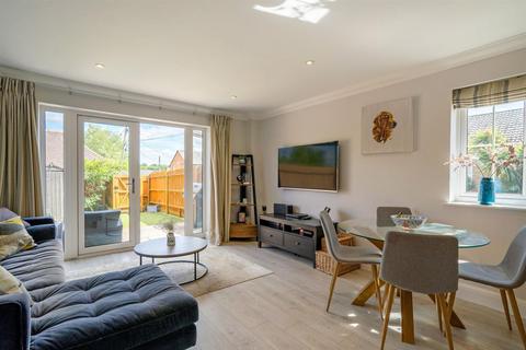 3 bedroom semi-detached house for sale, Fernbank Road, Ascot