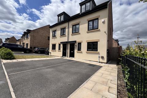 3 bedroom semi-detached house for sale, Primrose Road, Thurnscoe, Rotherham, S63 0EZ