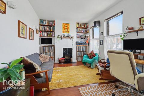 2 bedroom flat for sale, Lea Bridge Road, London