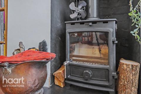 2 bedroom flat for sale, Lea Bridge Road, London