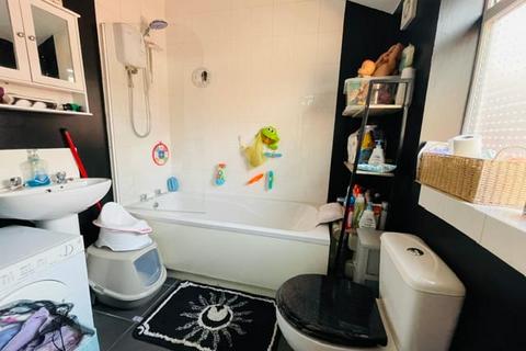 2 bedroom terraced house for sale, Hagley Road West, OLDBURY, B68