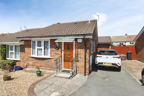 2 bedroom semi-detached bungalow for sale, Field Farm Close, Stoke Gifford, Bristol
