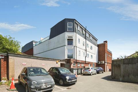 2 bedroom apartment for sale, Warwick Road, Kenilworth