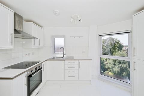 2 bedroom apartment for sale, Warwick Road, Kenilworth