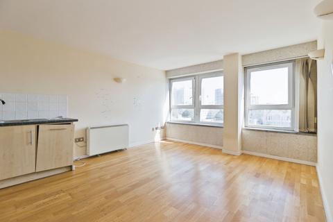 1 bedroom flat for sale, Calderwood Street, London, SE18