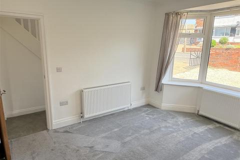 4 bedroom semi-detached house for sale, Stocks Bank Road, Mirfield WF14