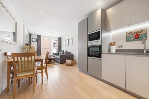 2 bedroom flat for sale, Stockwell Park Walk, SW9