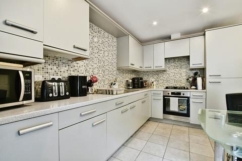 4 bedroom townhouse for sale, Lawnhurst Avenue, Wythenshawe, Manchester, M23