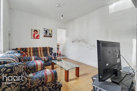 2 bedroom end of terrace house for sale, Chatham Street, Derby