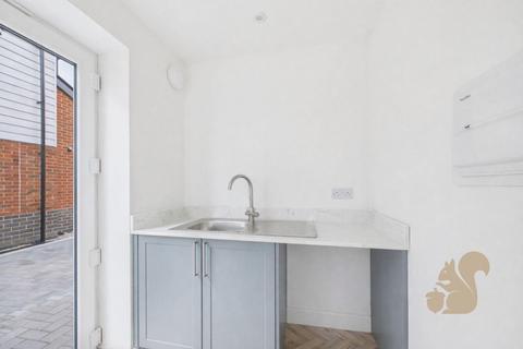 3 bedroom detached house for sale, Weavers Close, Great Dunmow CM6