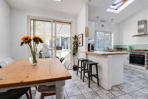 2 bedroom flat for sale, Batchwood Drive, St Albans, St Albans, AL3