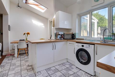 2 bedroom flat for sale, Batchwood Drive, St Albans, St Albans, AL3
