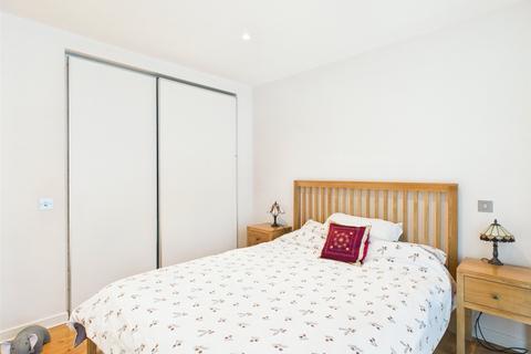 1 bedroom apartment to rent, Simpson Loan, Edinburgh, Midlothian, EH3