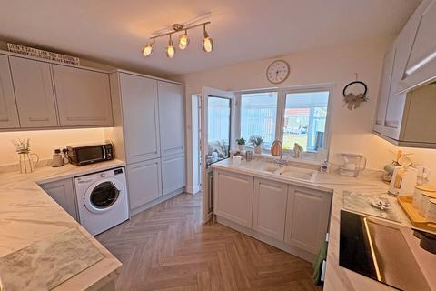 3 bedroom detached bungalow for sale, Hall Lane, Burgh Le Marsh, Skegness, Lincolnshire, PE24 5LX