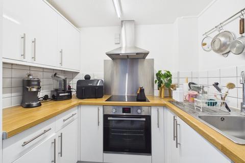 1 bedroom maisonette for sale, Glenoven Court, Searle Street, Cambridge