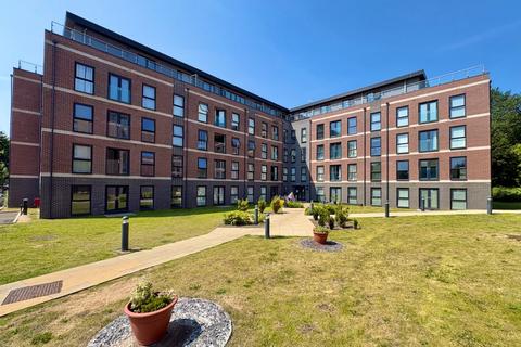 2 bedroom flat to rent, Willow Road, Leeds, West Yorkshire, LS4