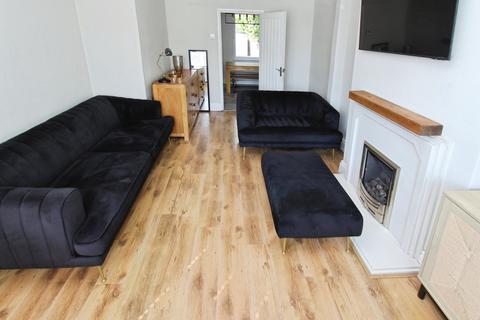 3 bedroom semi-detached house to rent, Erewash Grove, Toton, NG9