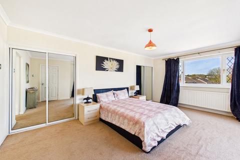 5 bedroom detached house to rent, Golden Close, West Cross, Swansea, SA3