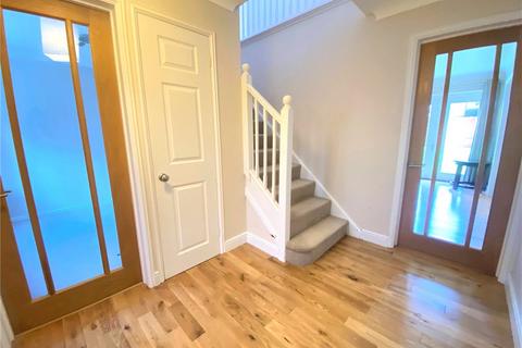 4 bedroom detached house for sale, Tracy Close, Swindon SN25