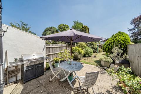 4 bedroom terraced house for sale, Heather Road, Lee