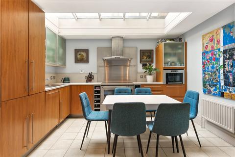 undefined, St. Michael's Mews, Belgravia, London, SW1W
