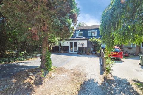 4 bedroom semi-detached house for sale, Valley Road, Nottingham NG12