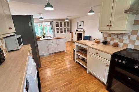 3 bedroom semi-detached house for sale, Rogers Meadow, Marlborough, SN8 1DZ