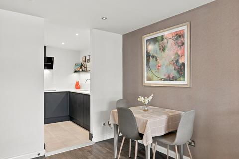 2 bedroom flat for sale, Westgate Apartments, Leeman Road, York, YO26