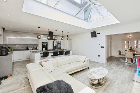 5 bedroom semi-detached house for sale, Chellaston Road, Derby