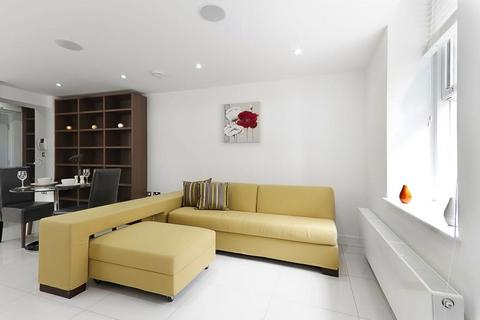 Studio to rent, Judd Street, London WC1H