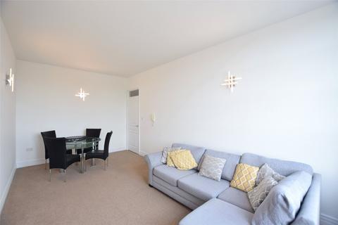 2 bedroom flat to rent, Wills Oval, Newcastle Upon Tyne, NE7