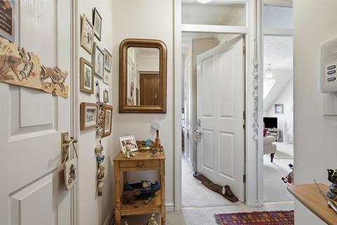 1 bedroom retirement property for sale, Regency Lodge, Albert Road, Buckhurst Hill